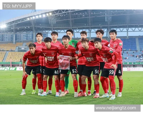 成都足球队的崛起与挑战全景揭秘解析球队状态与未来发展方向MBA