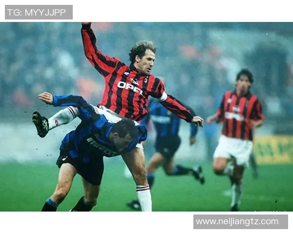 马尔基尼奥斯:从年轻天才到世界级后卫的辉煌历程与成就解析