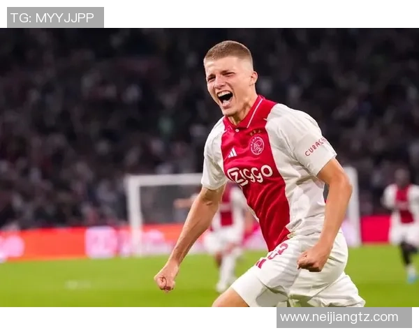 阿贾克斯与沃尔夫激战正酣谁能在欧战中笑到最后